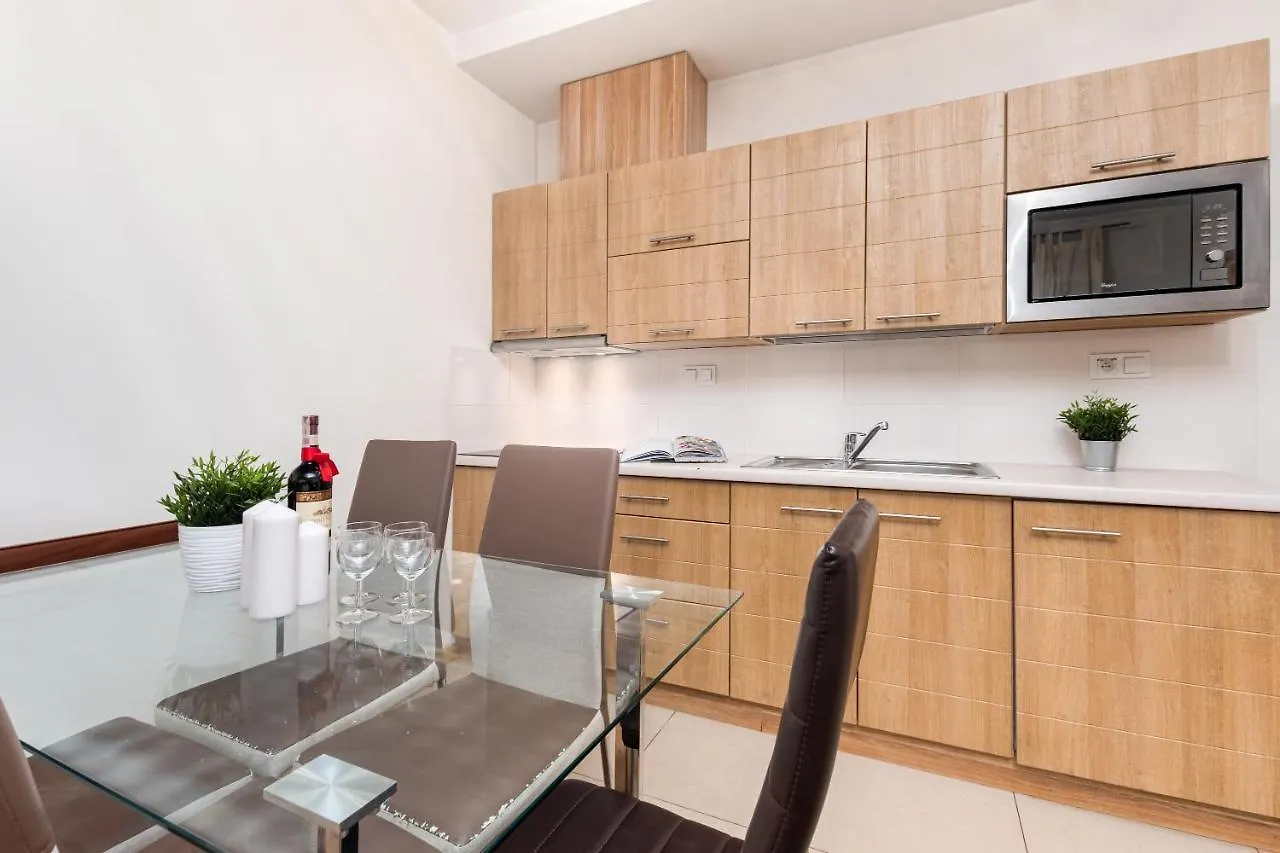 Al Krakowska 291A By Homeprime وارسو شقة